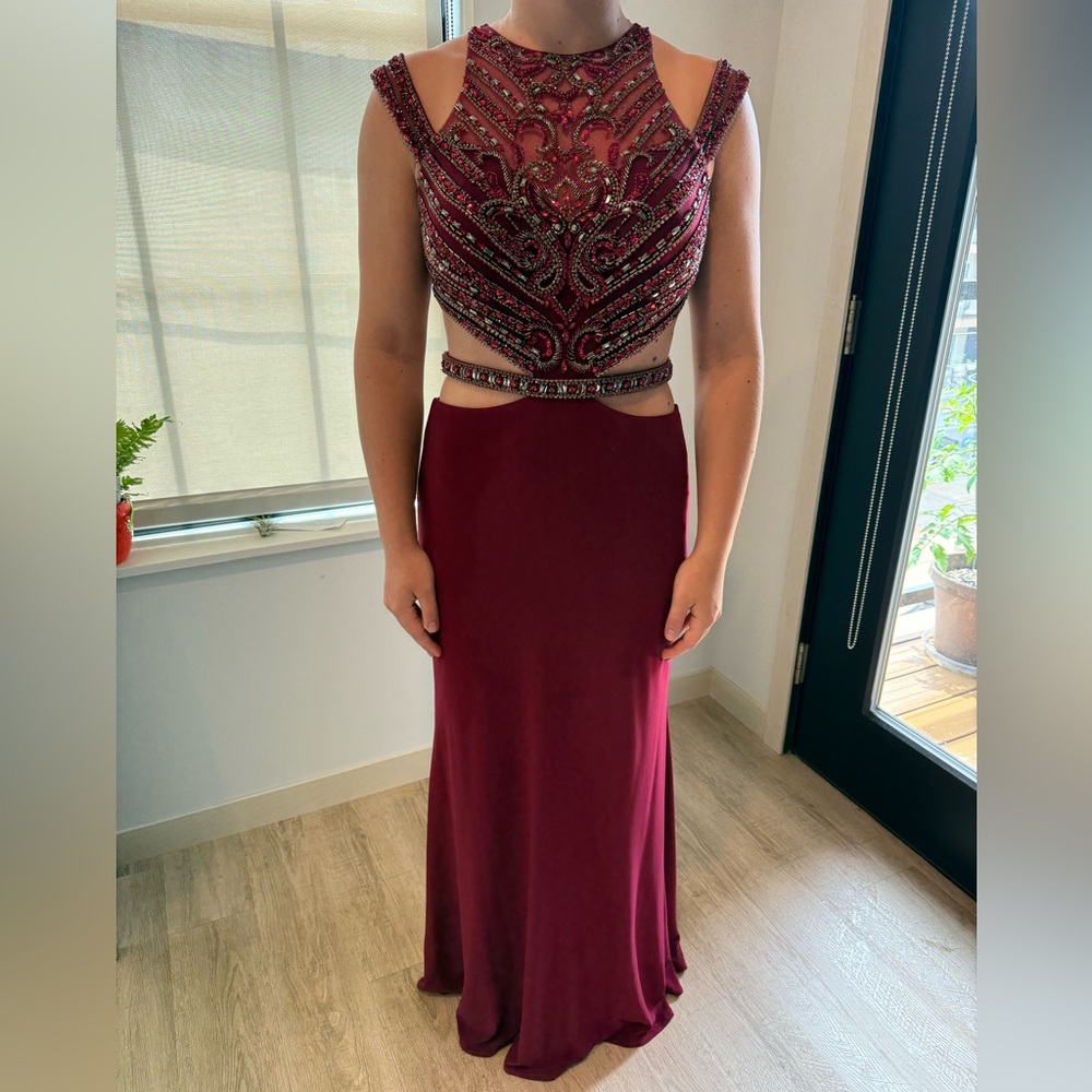 Gipper Prom Burgundy Prom Dress
